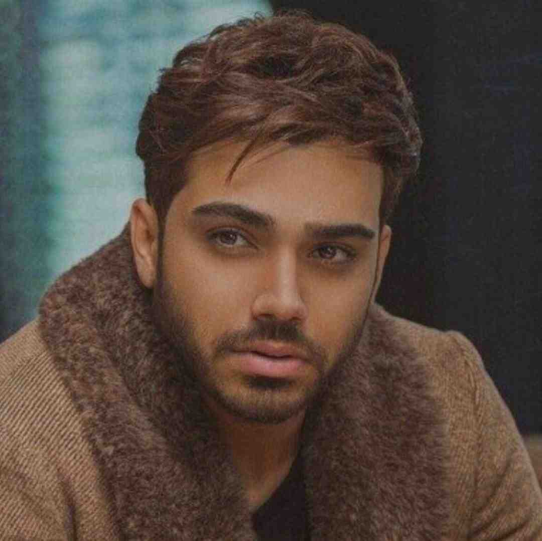 سینا درخشنده گل ناز