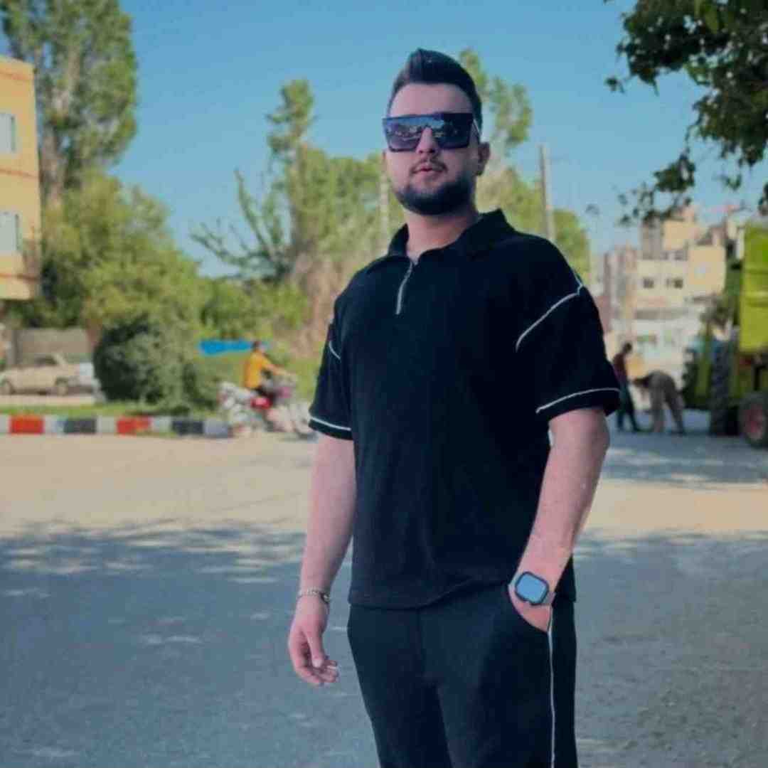 زکریا امینی پشت فرمانم کجام نمیدانم قره قاطی زدم تو کهکشانم