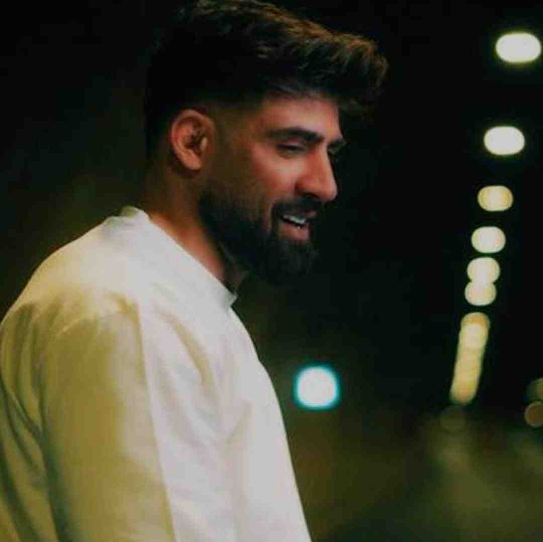 محمد محرمی بیا منو از این شبا ردم کن من پاهام