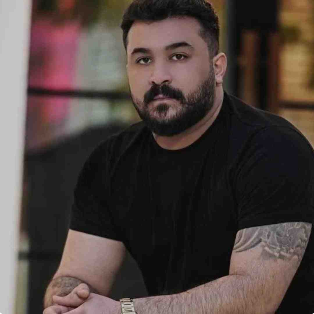 رضا کرمی تارا عشقت عین یه مشروب فیک دست پره