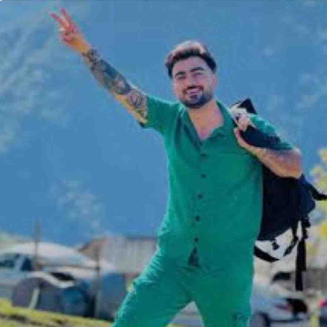 رامین تجنگی میزنیم دریا تو پایه باشی