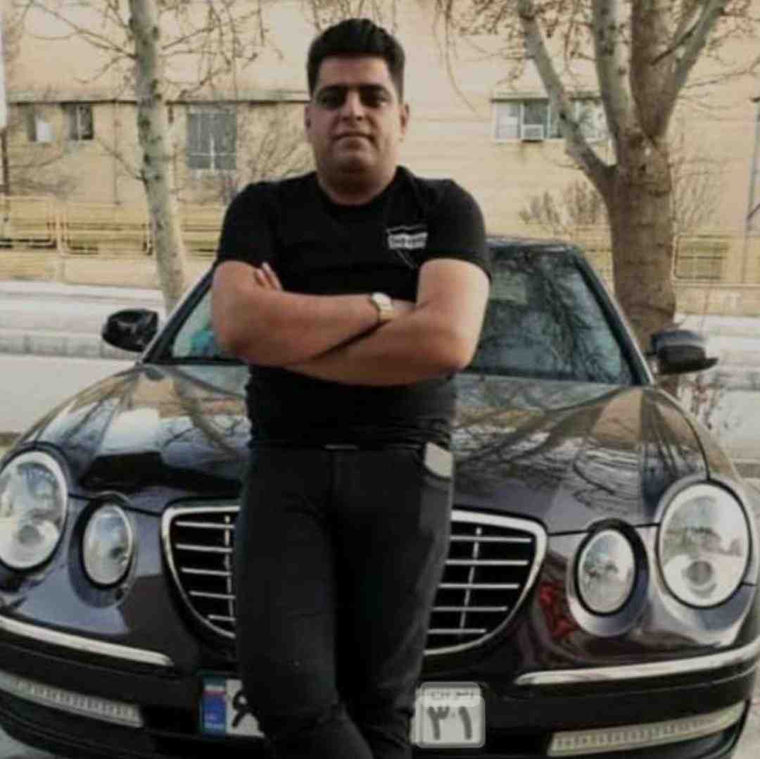 فرشاد مرادی شیرین گیان