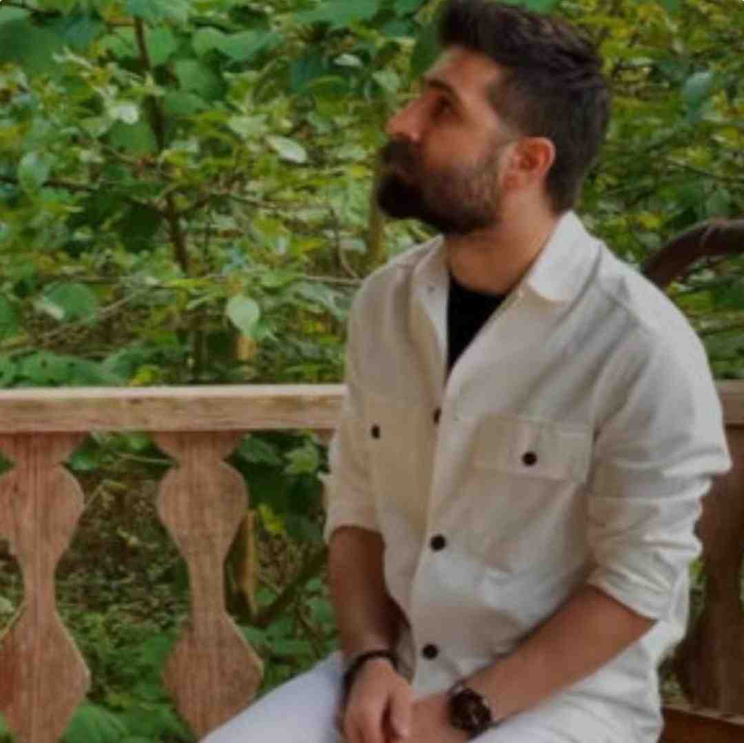 حمید هیراد جوانی
