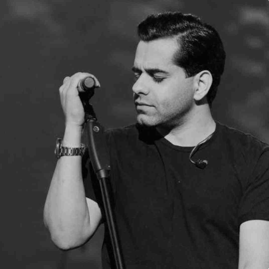 رضا بهرام نگار