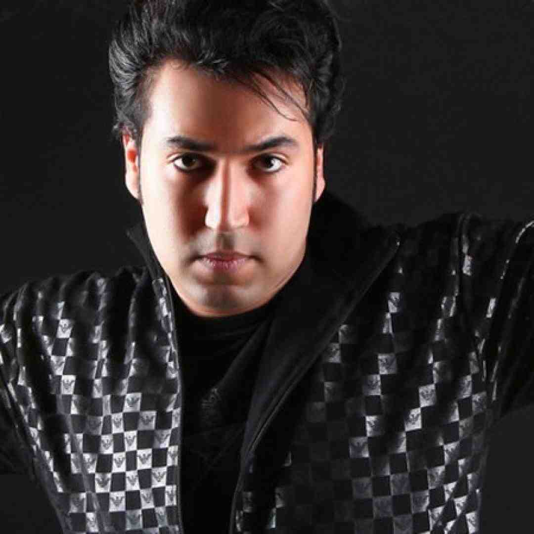 سعید آسایش تو قلبم امشب غوغا شده دیدنت انگار رویا شده