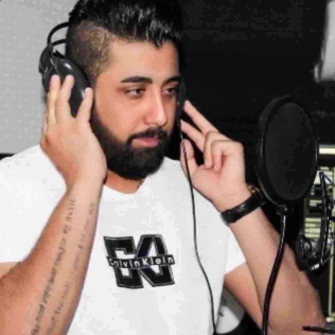 سعید کریمی لیلی با بی وفایی شکسته قلب مجنون