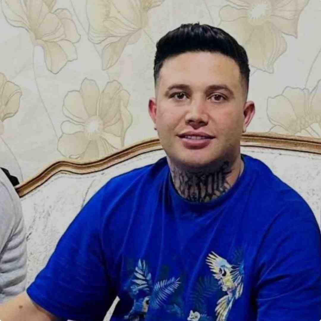 علی احمدیانی زیبای رفتی و آرزوم آرزو موند