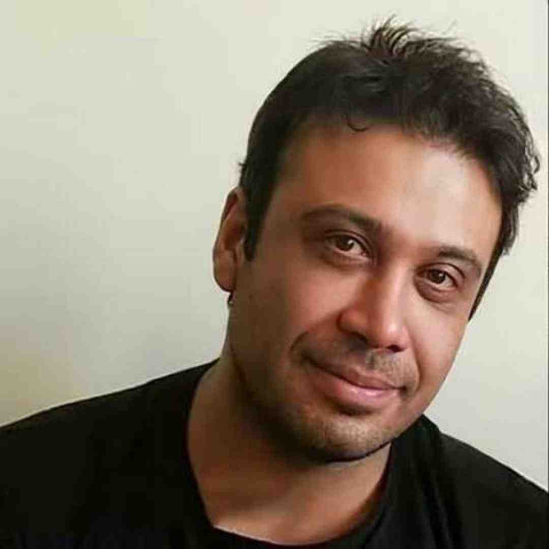 محسن چاوشی جهان دیوونه ای بی دردسر میخواست
