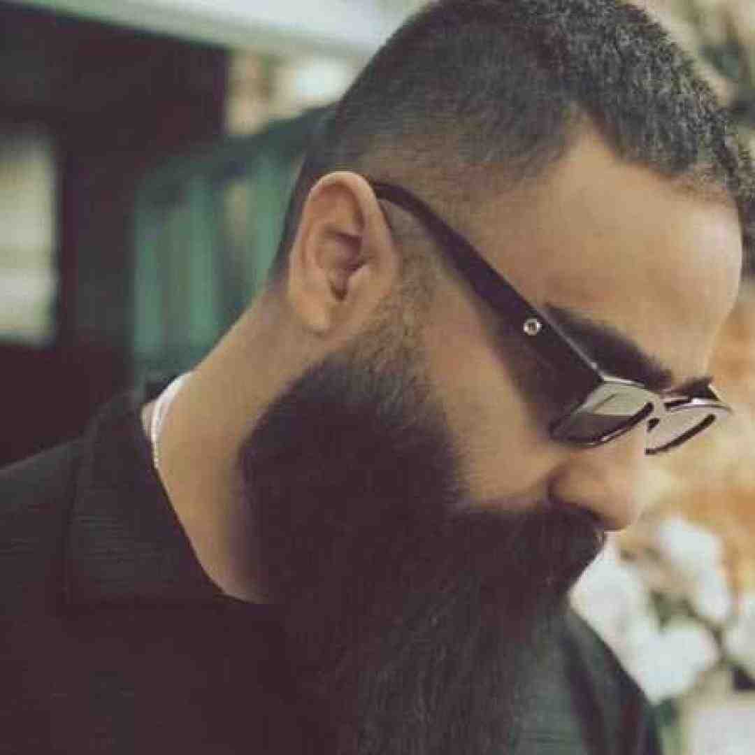 علی میر همه رفتن از کنارت فقط خودم بودم