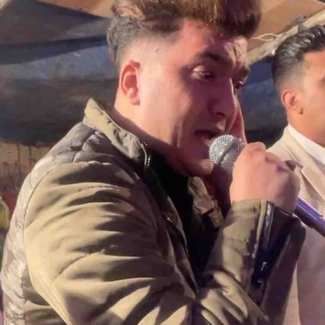 سجاد فرهادی چشات به رنگ دریا