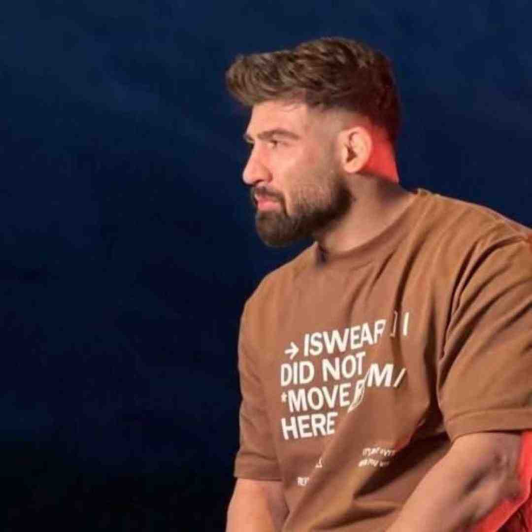 محمد محرمی کجای این دنیا قشنگه حالا که من