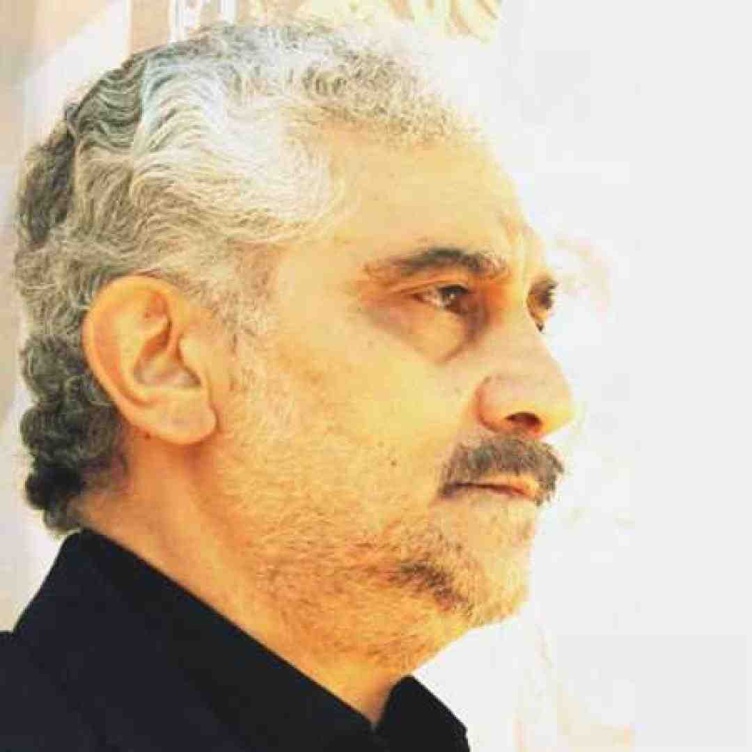 حسین فخری خنجر بر تار حنجر