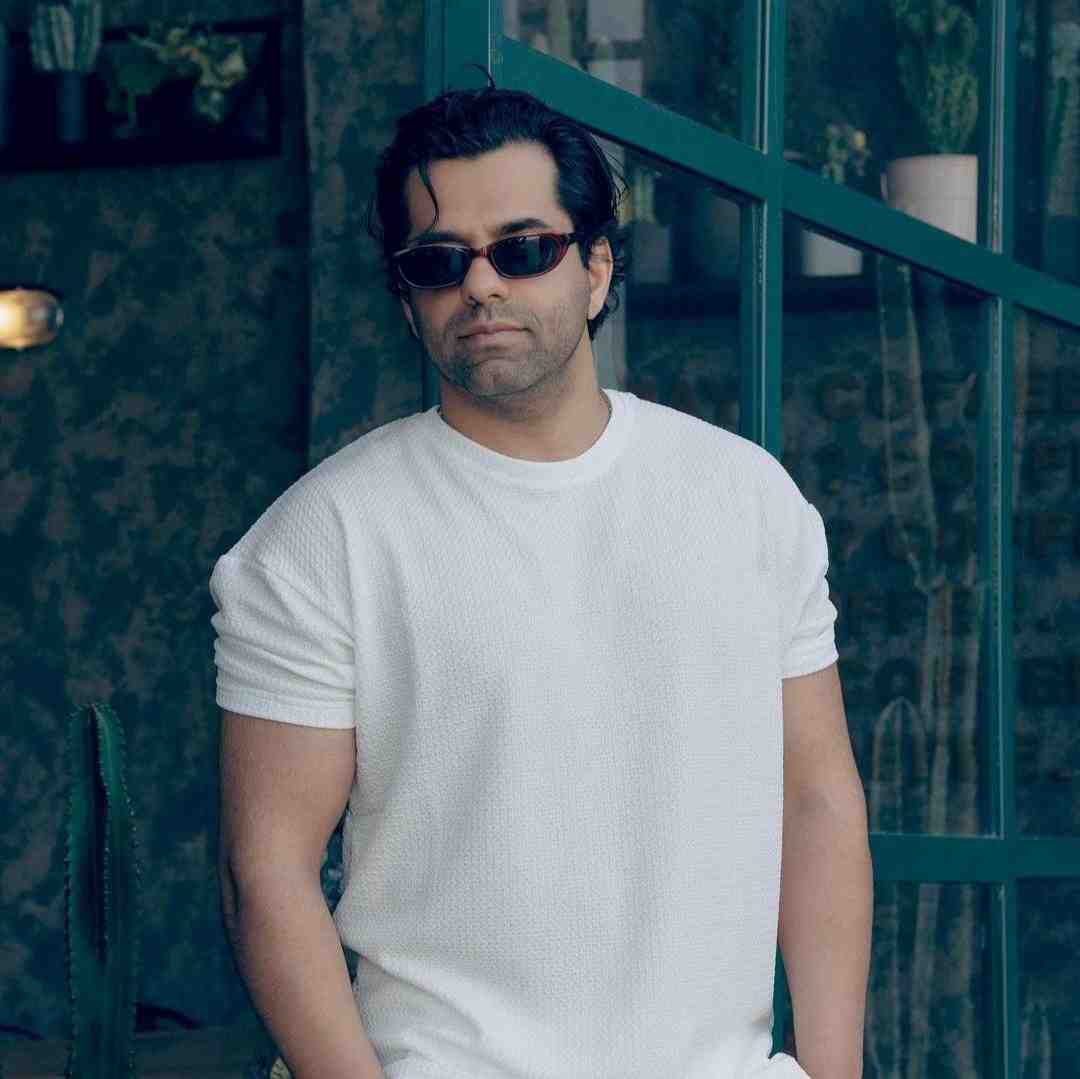 رضا بهرام من دیوانه