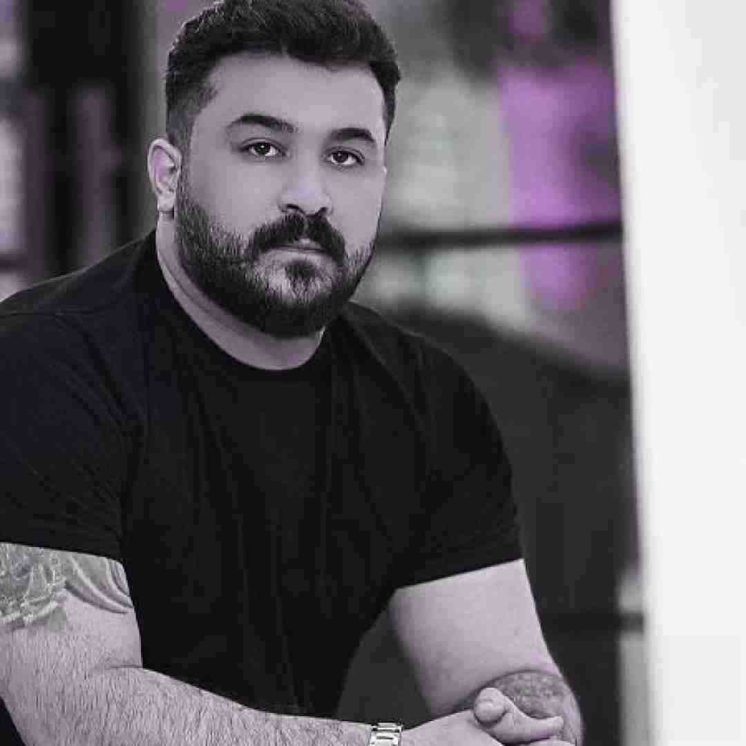 رضا کرمی تارا خود خوری