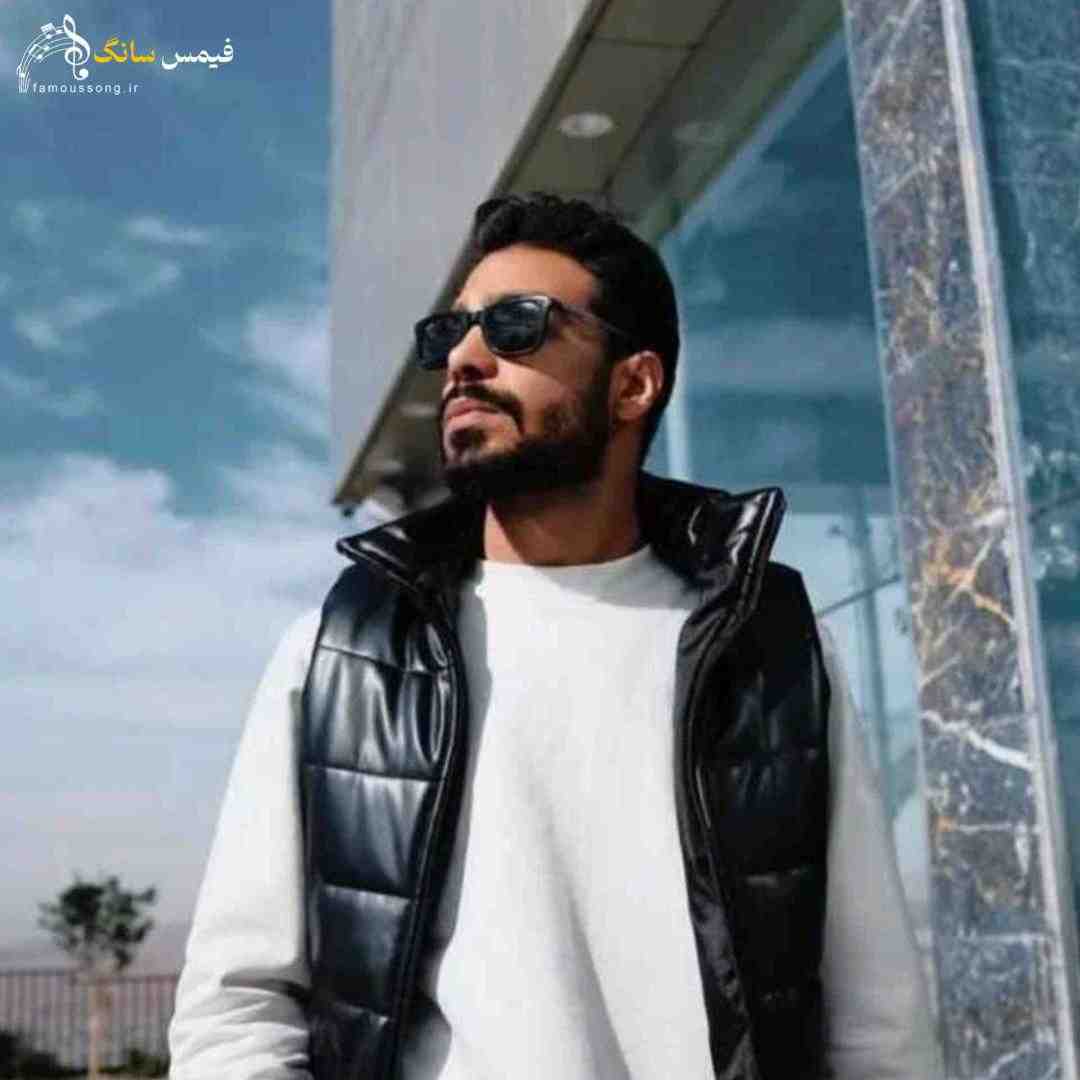 علی جوادزاده من فقط رد شد و یک لحظه نگاهش کردم