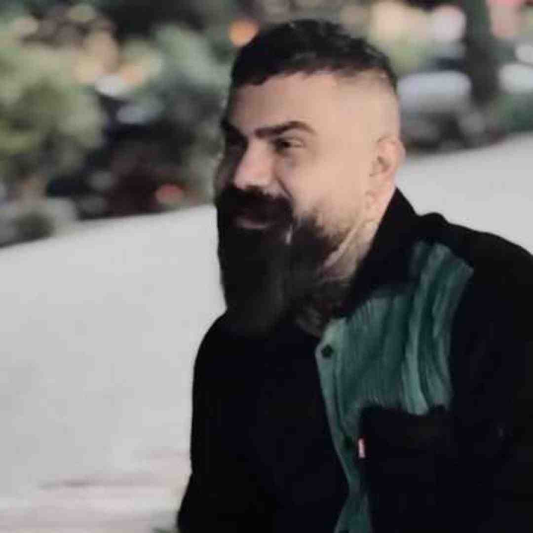 فرهاد جهانگیری بیا چشام شده خیره به در