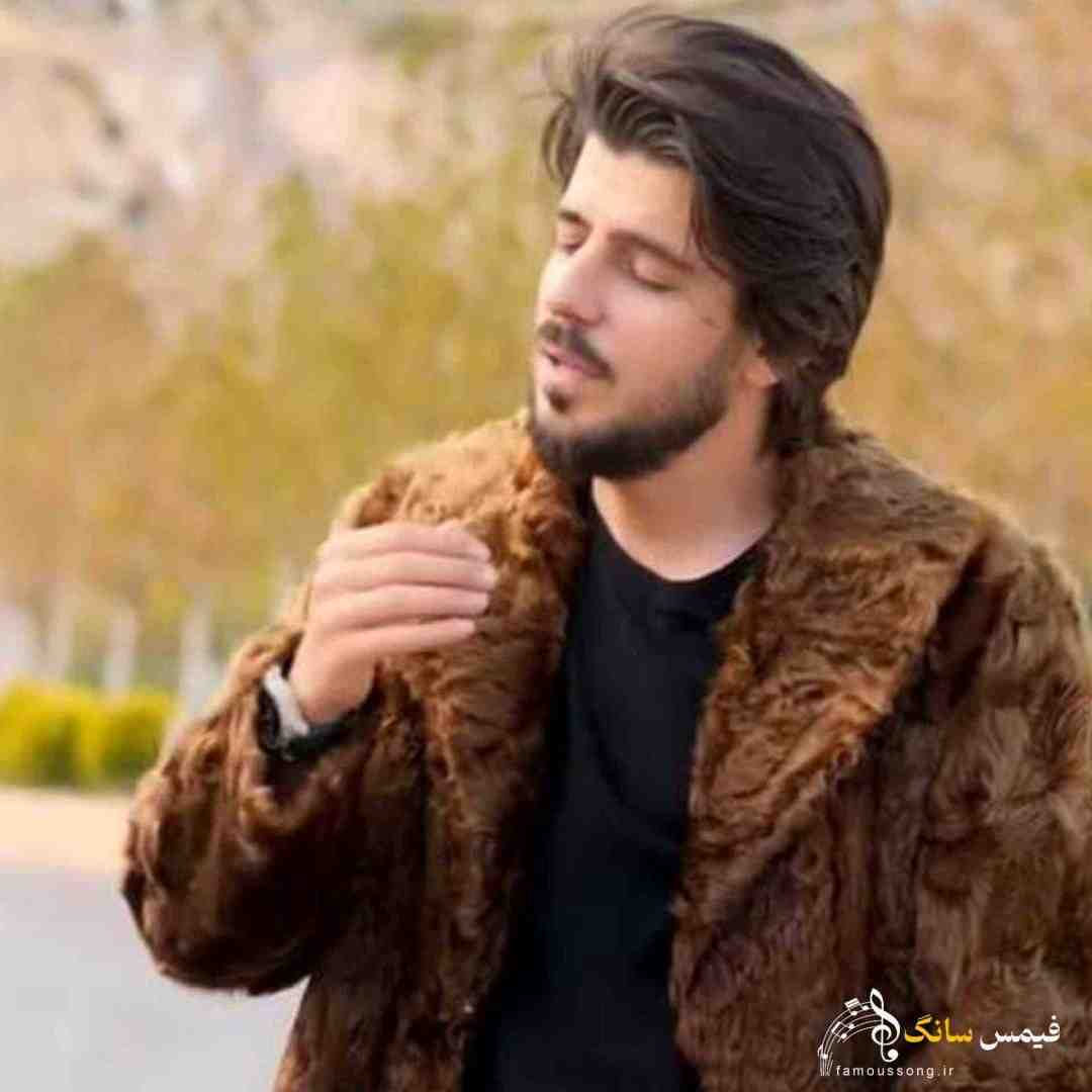 حمیدرضا آیین شهر غارت زده بودم آمدی دروازه هارو