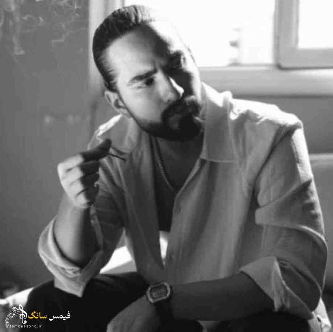 نیواد یه پنجره با یه قفس یه حنجره