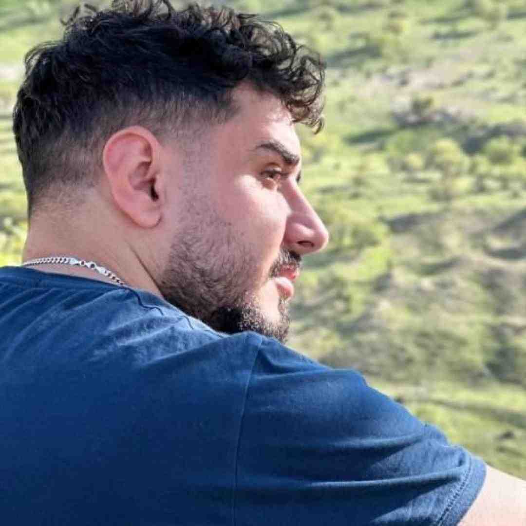 سینا پرهیز پشت کردی به من رو کردی